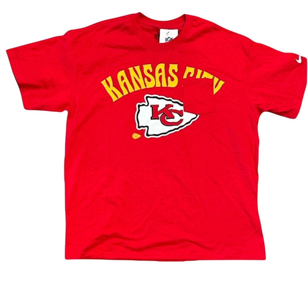 Kansas City Chiefs Shirt - The Nike Tee - Pocket - Red - Men's Large **NEW**
